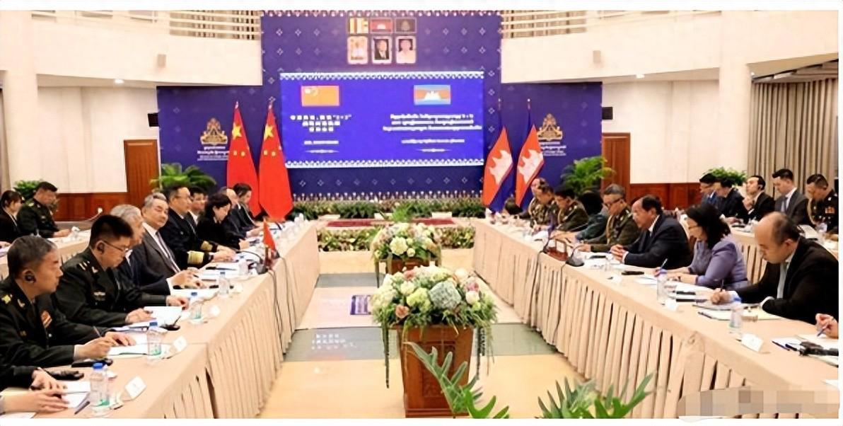华体会官网下载-终于谈妥了，王毅挥手告别，中柬达成6项共识，中方拿到洪森口信
